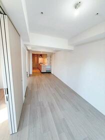 ＳＵＮＷＯＯＤ　ＦＬＡＴＳ　新宿四谷三丁目