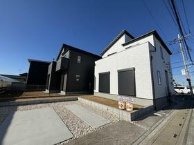 埼玉県三郷市鷹野５丁目