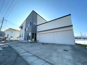 山形県米沢市大字三沢