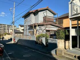 神奈川県横須賀市久里浜３丁目