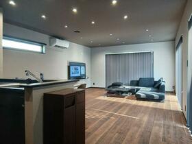 山梨県甲府市伊勢１丁目