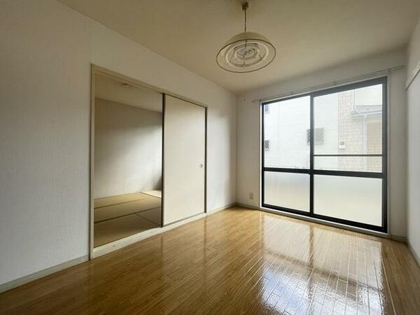 apartment 埼玉県日高市大字鹿山
地図を見る