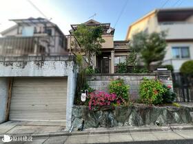 奈良県大和郡山市小泉町