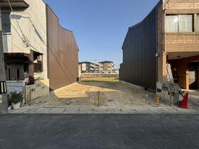 京都府京都市山科区御陵岡町