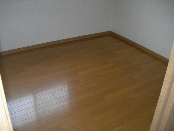 detached 埼玉県比企郡嵐山町大字菅谷

地図を見る