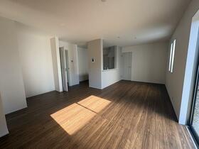 沖縄県うるま市石川２丁目