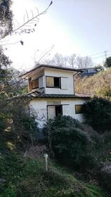 神奈川県足柄下郡真鶴町岩