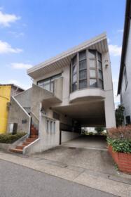 愛知県名古屋市名東区上社４丁目