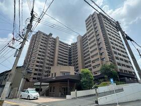 アールフォーレ戸畑駅東２番館