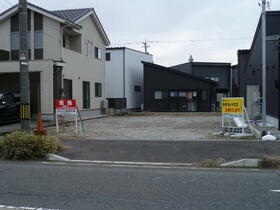 福井県越前市村国３丁目