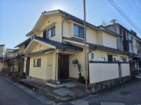 石川県金沢市本多町１丁目