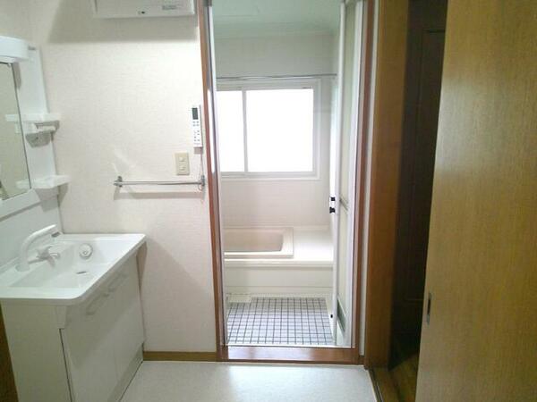 detached 埼玉県幸手市香日向４丁目
地図を見る