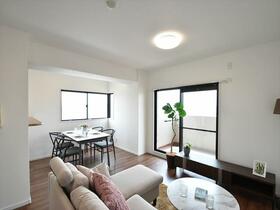 広島県広島市佐伯区美の里1丁目