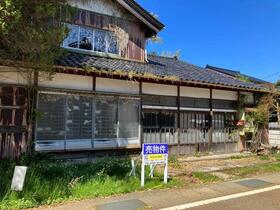 富山県氷見市栄町