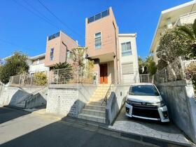 神奈川県藤沢市片瀬山１丁目