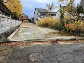 富山県射水市庄西町１丁目