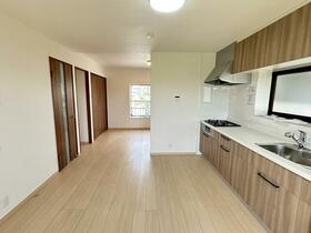 埼玉県八潮市大字鶴ケ曽根