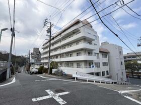 ドミール東山　駅歩５分　角住戸　日当たり・風通し良好