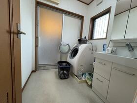 detached 徳島県小松島市中田町字中筋