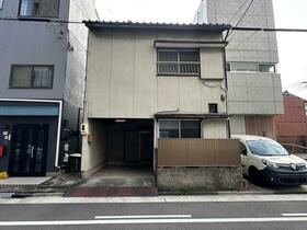 愛知県名古屋市北区石園町１丁目