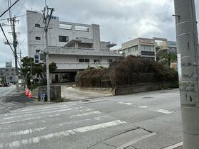 沖縄県沖縄市古謝２丁目