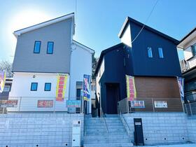 東京都八王子市元八王子町３丁目