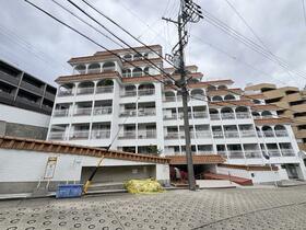 エスポア覚王山　駅歩６分　宅配ボックスあり