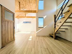 神奈川県茅ヶ崎市菱沼１丁目