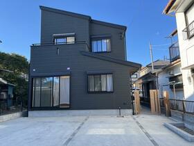 神奈川県横須賀市津久井１丁目