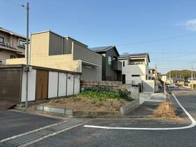 奈良県奈良市秋篠三和町２丁目