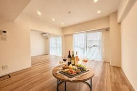 福岡県福岡市中央区今泉１丁目