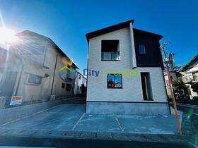 神奈川県厚木市戸室1丁目