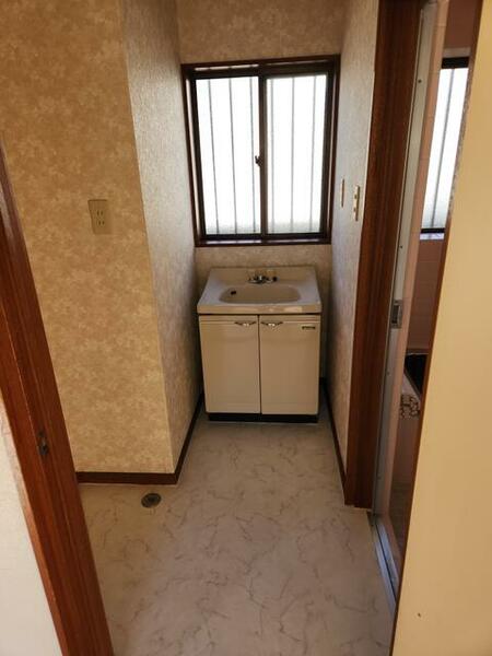 detached 埼玉県北葛飾郡松伏町大字松伏

地図を見る