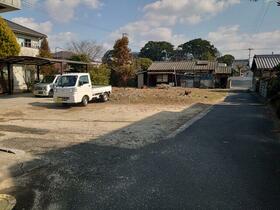 愛媛県伊予郡松前町大字出作