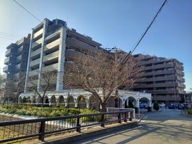 兵庫県宝塚市中筋２丁目