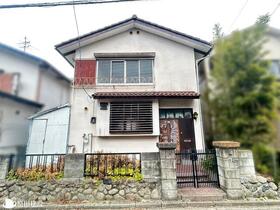 奈良県大和郡山市小泉町