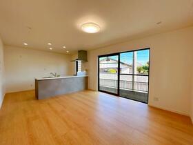 香川県丸亀市田村町