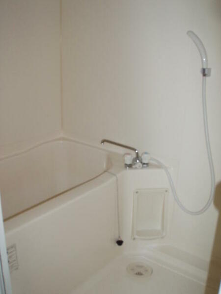 apartment 山形県東置賜郡高畠町大字一本柳
物件地図