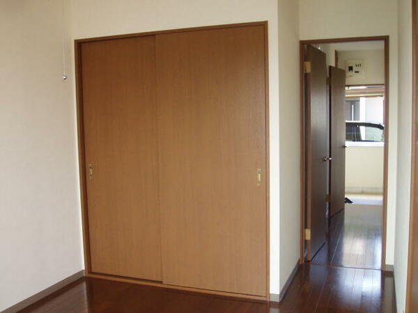 apartment 山形県東置賜郡高畠町大字一本柳
物件地図