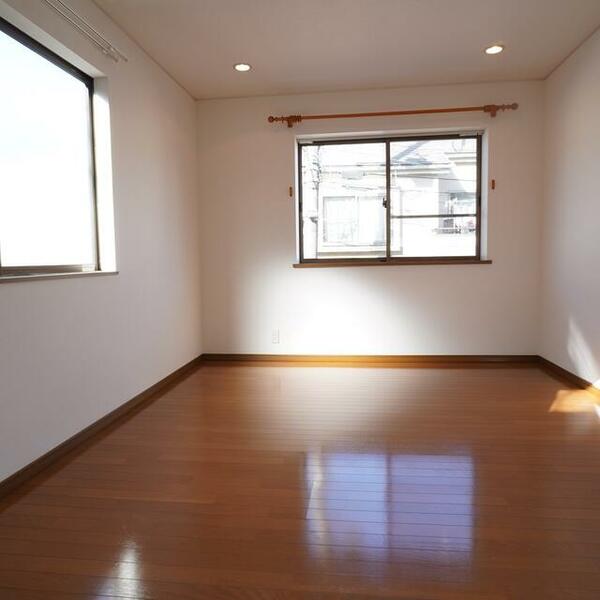 detached 東京都目黒区中町２丁目

地図を見る