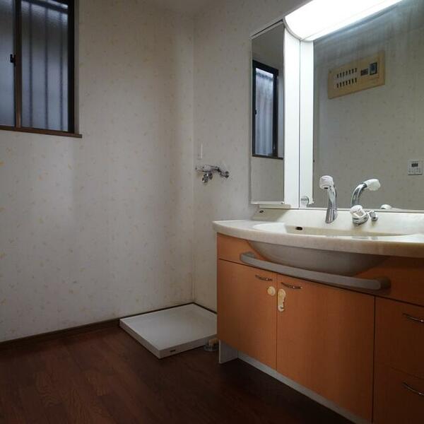 detached 東京都目黒区中町２丁目

地図を見る