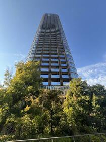 東京都港区赤坂９丁目