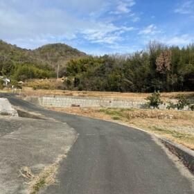 岡山県浅口市鴨方町小坂西