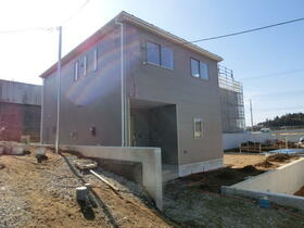 千葉県富里市七栄