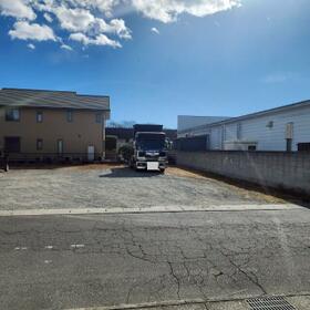 群馬県前橋市荒牧町１丁目