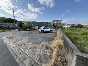 沖縄県南城市佐敷字手登根