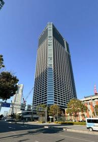 神奈川県横浜市中区北仲通５丁目