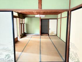石川県小松市上本折町