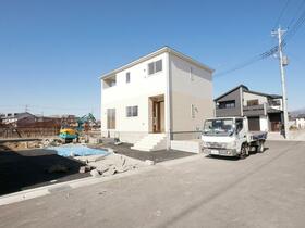 山梨県甲斐市篠原