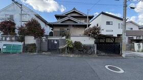 奈良県奈良市朱雀１丁目